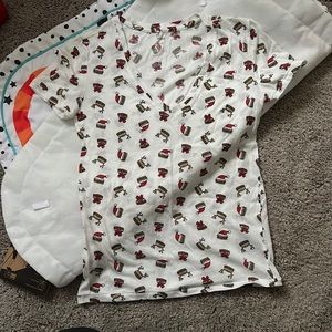 Size Small Christmas shirt